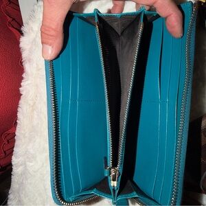 Gucci Teal Zip-Around Wallet